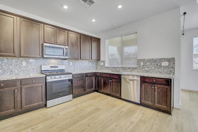1924 Orfanos Ranch Drive, Brentwood CA: https://media.crmls.org/mediaz/ea206a0e-b2e5-4be1-bb55-34ad21e8c3d9.jpg