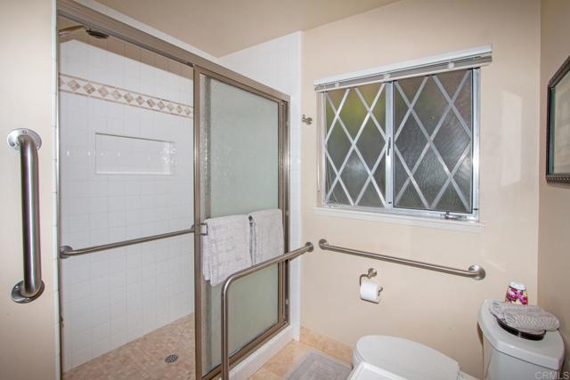 1143 Portola Street, Vista CA: https://media.crmls.org/mediaz/ea21f0ef-8330-4308-8b7f-09c0c7cccf51.jpg