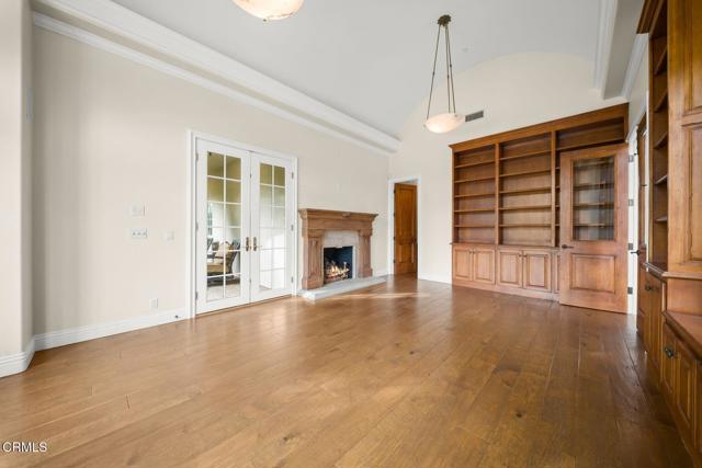 Detail Gallery Image 11 of 31 For 3243 Calle De Debesa, Camarillo,  CA 93010 - 6 Beds | 5/1 Baths