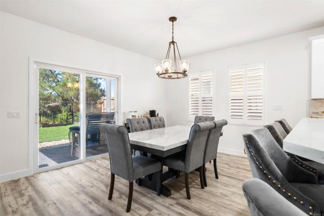 1288 Long View Drive, Chula Vista CA: https://media.crmls.org/mediaz/ea23396b-8447-41e0-abb2-49771636400f.jpg