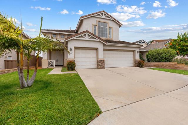 Detail Gallery Image 1 of 43 For 5711 Fallenwood Ln, San Diego,  CA 92121 - 5 Beds | 3 Baths