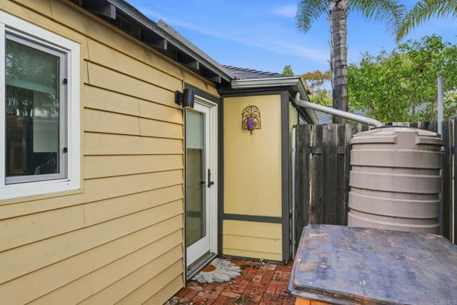 Detail Gallery Image 5 of 29 For Tuttle St, Carlsbad,  CA 92008 - 1 Beds | 1 Baths