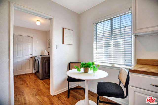 9210 S Van Ness Avenue, Los Angeles CA: https://media.crmls.org/mediaz/ea237dee-0ed6-4624-b2a2-8b830d11f32b.jpg