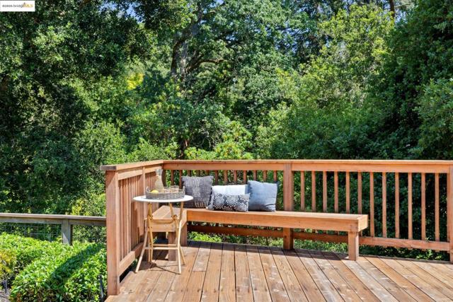 184 Lombardy Ln, Orinda CA: https://media.crmls.org/mediaz/ea23cc19-0ff1-4aca-b5db-385f2c958da4.jpg
