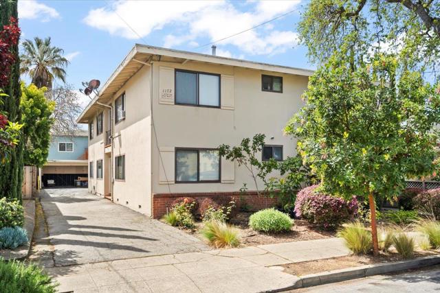1172 Clinton Street, Redwood City CA: https://media.crmls.org/mediaz/ea24c75a-64b8-4d05-9d82-4b02c98d65d9.jpg