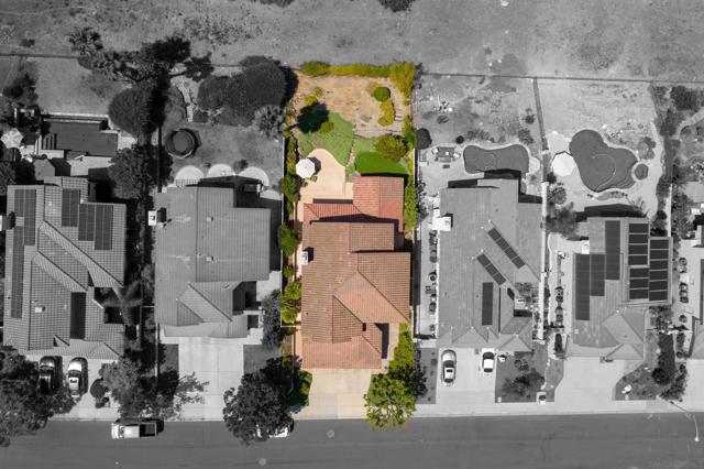 11464 Alborada, San Diego CA: https://media.crmls.org/mediaz/ea25c2c5-d800-4c0d-a4ca-3da1ef98f8d0.jpg