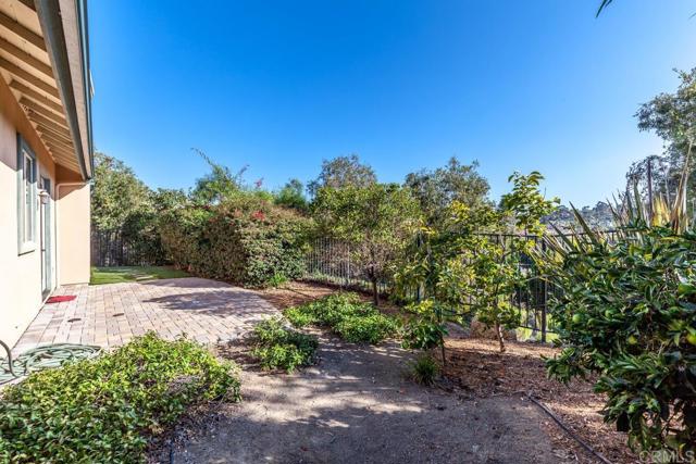 Image 37 of 49 For 3177 Linda Vista Drive