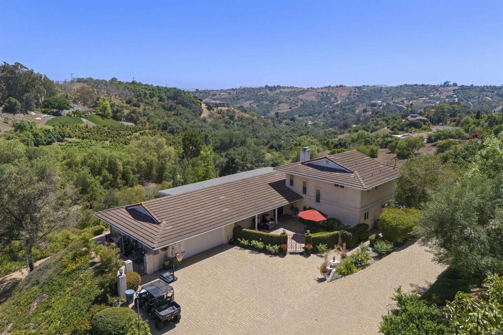 3237 Canonita Drive