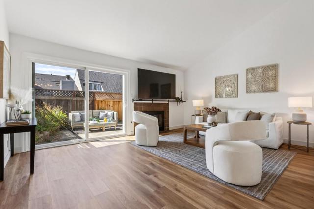 803 Peary Lane, Foster City CA: https://media.crmls.org/mediaz/ea269319-d18f-46c4-b069-bc16d90bb256.jpg