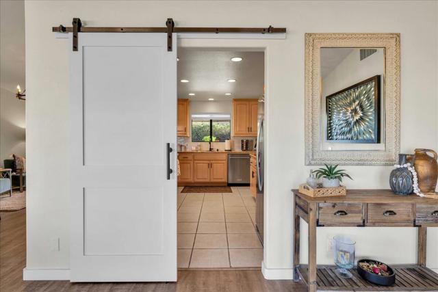73501 Broken Arrow Trail, Palm Desert CA: https://media.crmls.org/mediaz/ea27cd53-e74b-4ecf-82cd-4ac3f20a5728.jpg