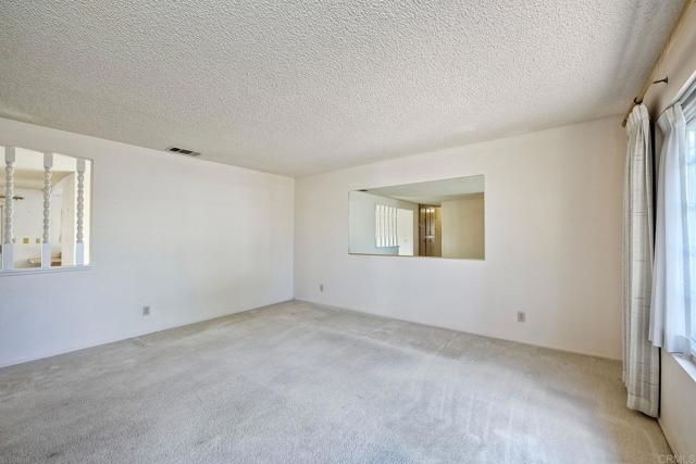 Detail Gallery Image 6 of 41 For 2219 El Rancho Cir, Hemet,  CA 92545 - 2 Beds | 2 Baths