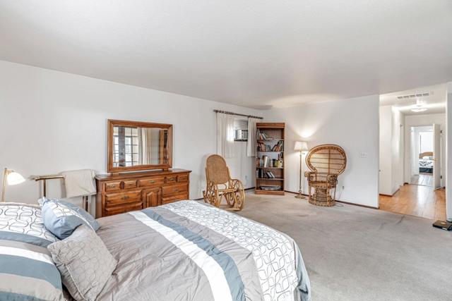 340 Merrill Road, San Juan Bautista CA: https://media.crmls.org/mediaz/ea293c50-171d-4b27-8bd3-5ad1bcdd6c53.jpg