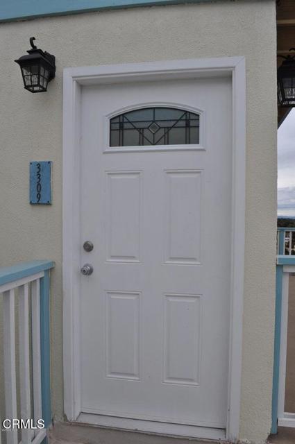 Detail Gallery Image 16 of 18 For 3309 Hilltop Dr, Ventura,  CA 93003 - 3 Beds | 2 Baths