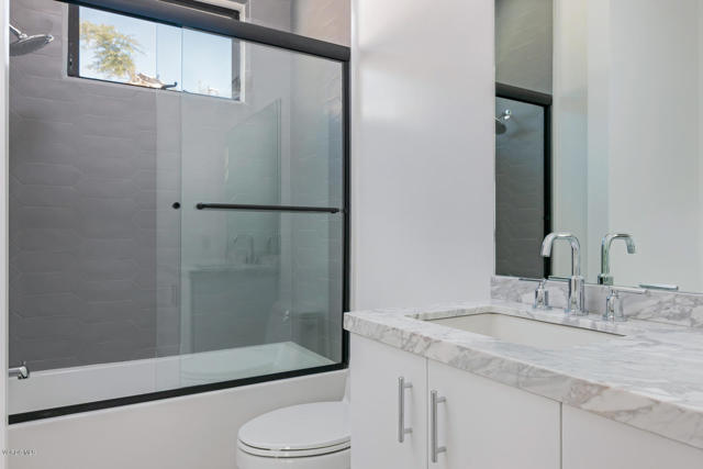 953 Colina Vista, Ventura CA: https://media.crmls.org/mediaz/ea299739-8fd4-4da3-ba9b-2bbd76bc305c.jpg