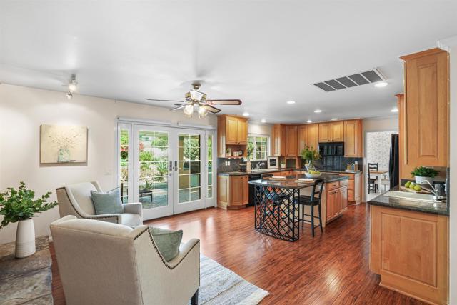 549 Eldorado Drive, Escondido CA: https://media.crmls.org/mediaz/ea2acd19-68d6-41bc-9cc9-b260d4b77077.jpg