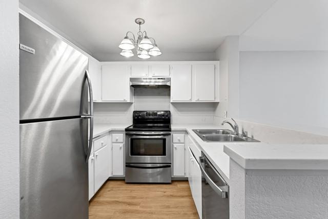 Detail Gallery Image 5 of 17 For 3440 Lebon Dr #4217,  –,  CA 92122 - 1 Beds | 1 Baths