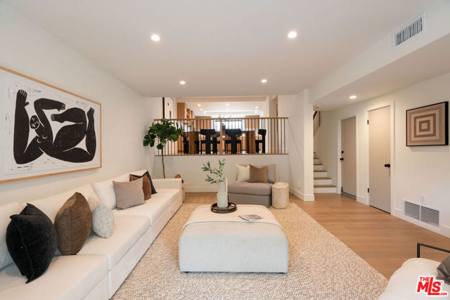 13245 Fiji Way, Marina del Rey CA: https://media.crmls.org/mediaz/ea2c00a6-294e-4044-a5ba-2128a3b924d8.jpg