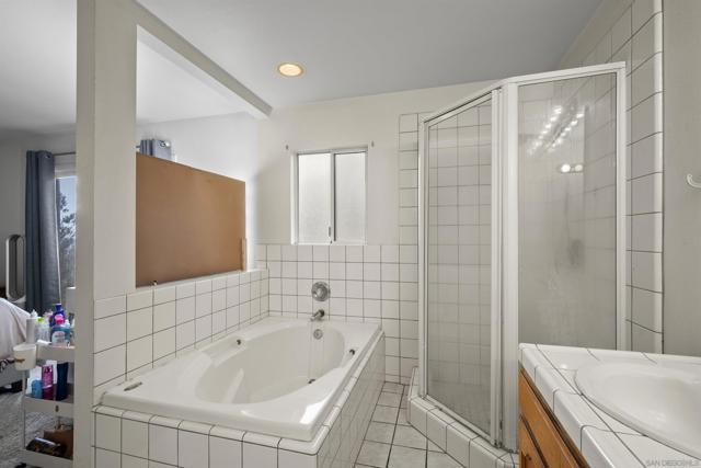 8016 Sterling Dr, El Cajon CA: https://media.crmls.org/mediaz/ea2dcadf-319a-4fb6-85a9-e4a8829f3a3d.jpg