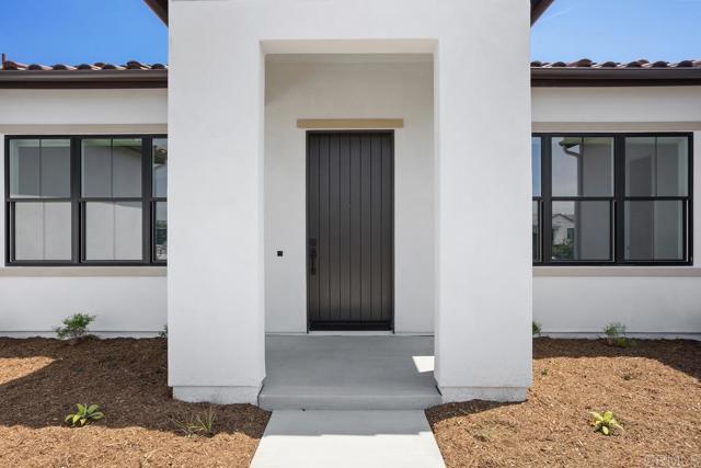 1212 Stonemark Place, Vista CA: https://media.crmls.org/mediaz/ea2e98b4-ea9b-4bf9-9fbc-7c8e27fde1b3.jpg