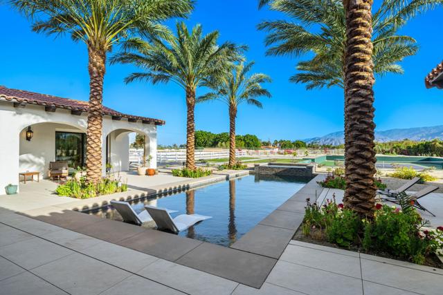 80980 Vista Galope, La Quinta CA: https://media.crmls.org/mediaz/ea2e9e92-8604-431c-8366-50d885149e6f.jpg