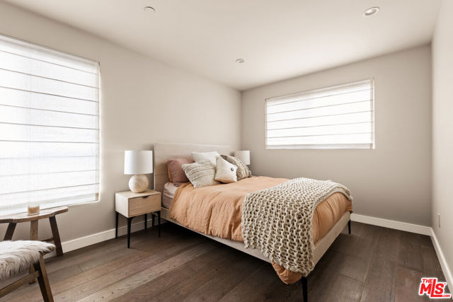 8512 Hargis Street, Los Angeles CA: https://media.crmls.org/mediaz/ea2ec586-3af8-44eb-bb1e-1e9f13c63a09.jpg