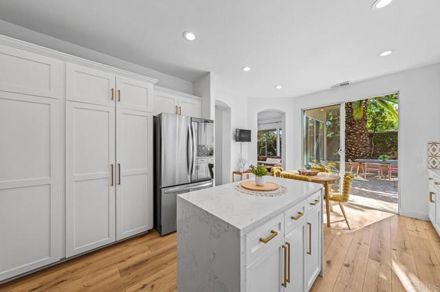 Detail Gallery Image 6 of 55 For 7161 Tanager Drive, Carlsbad,  CA 92011 - 3 Beds | 2/1 Baths