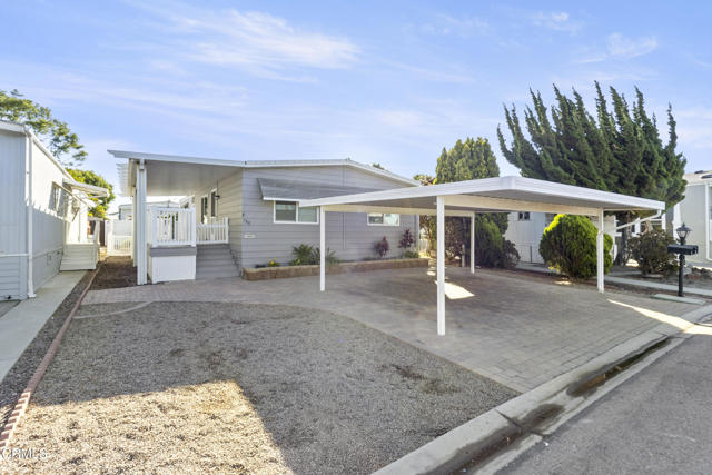 Detail Gallery Image 1 of 29 For 180 Camelia Way #180,  Ventura,  CA 93004 - 2 Beds | 2 Baths