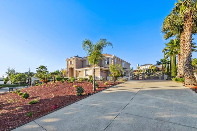 4715 Whitetail Lane, San Jose CA: https://media.crmls.org/mediaz/ea30a988-52c6-4eeb-8617-2595eb7ebc46.jpg