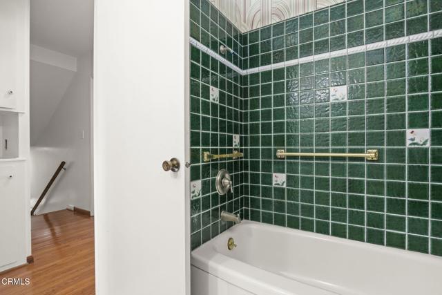 Detail Gallery Image 30 of 37 For 205 Bluefield Ave, Newbury Park,  CA 91320 - 3 Beds | 2/1 Baths