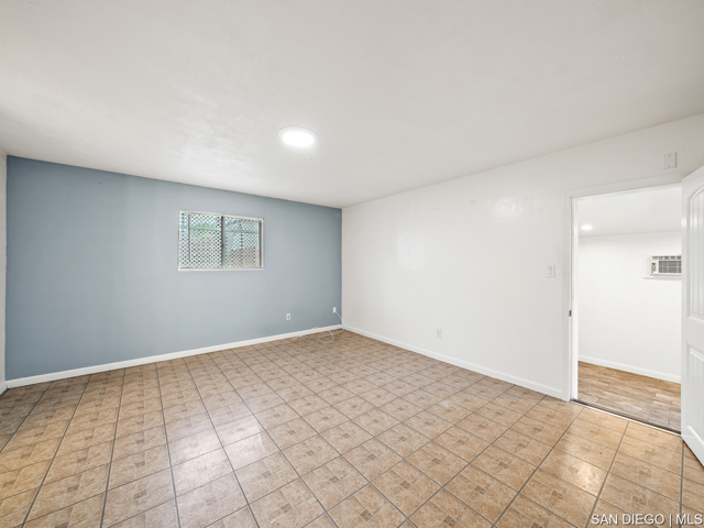 5949 Alleghany ST, San Diego CA: https://media.crmls.org/mediaz/ea33d040-1efc-40bb-b61d-b2f84cfded3b.jpg