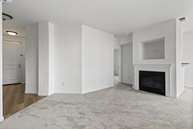 3275 Dublin Blvd, Dublin CA: https://media.crmls.org/mediaz/ea33fd38-a3d6-46f2-882a-05e85d40e229.jpg