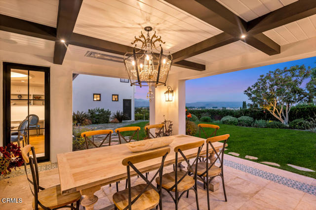 45 Valley Vista Drive, Camarillo CA: https://media.crmls.org/mediaz/ea342ce2-bc65-4056-91aa-22e9661496a1.jpg