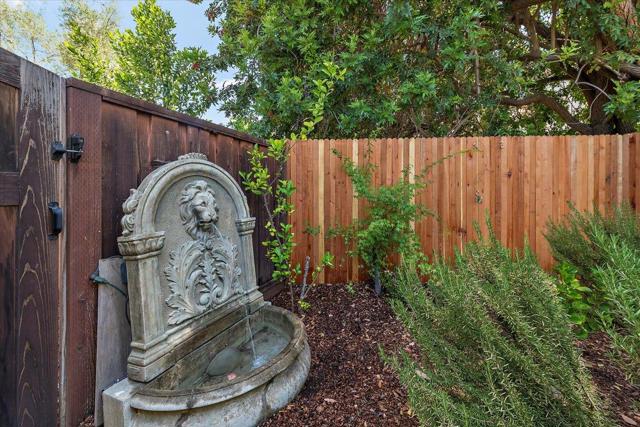 116 Calle Nivel, Los Gatos CA: https://media.crmls.org/mediaz/ea346605-1232-4170-92a0-a0da84964b88.jpg