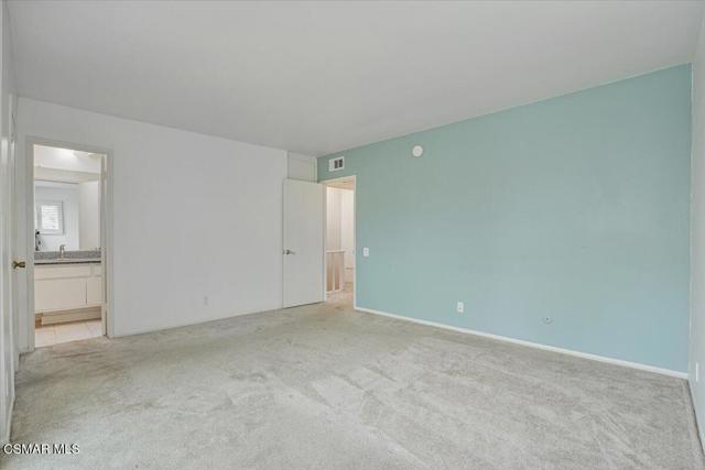 17842 Magnolia Boulevard, Encino CA: https://media.crmls.org/mediaz/ea34a169-3286-4ccd-bd9e-11163340168e.jpg