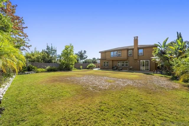 5545 Nanday Ct, Oceanside CA: https://media.crmls.org/mediaz/ea351fdd-a5a6-43ba-87c8-80e221ba36e9.jpg