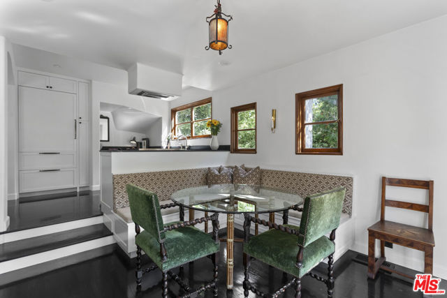 1811 Courtney Avenue, Los Angeles CA: https://media.crmls.org/mediaz/ea35afa7-375a-405f-8003-98813f2dc3c6.jpg