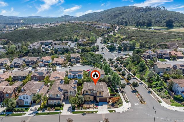 7152 Sitio Corazon, Carlsbad CA: https://media.crmls.org/mediaz/ea3610e4-ccf2-41fe-b1b1-a02737755e2b.jpg