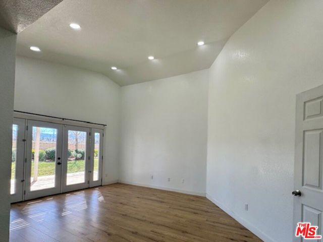 4026 Kona Court, Palmdale CA: https://media.crmls.org/mediaz/ea363b79-1bfb-4175-94f7-0733c94f8dba.jpg