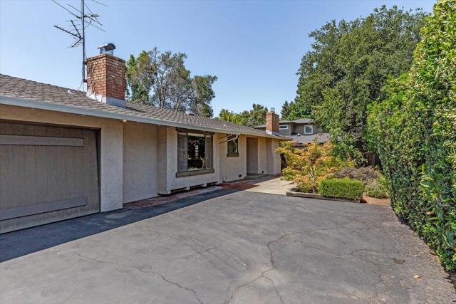 60 View Street, Los Altos CA: https://media.crmls.org/mediaz/ea36a04f-5393-4a44-b997-9d0a54034fe4.jpg
