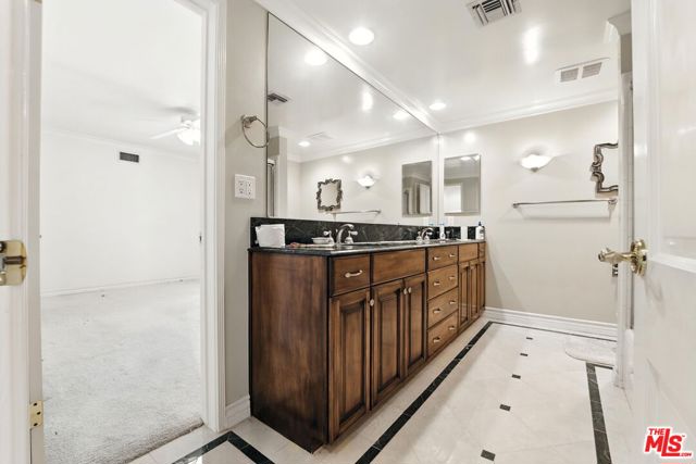 Drew Fenton | 16560 Park Lane Circle Los Angeles CA | MLS: 7286867