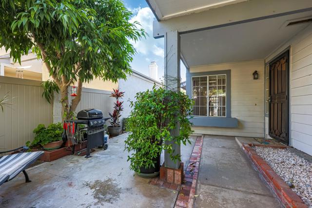 7837 Goode St, San Diego CA: https://media.crmls.org/mediaz/ea391dd9-5381-4e64-a0a9-e36c476ae23b.jpg