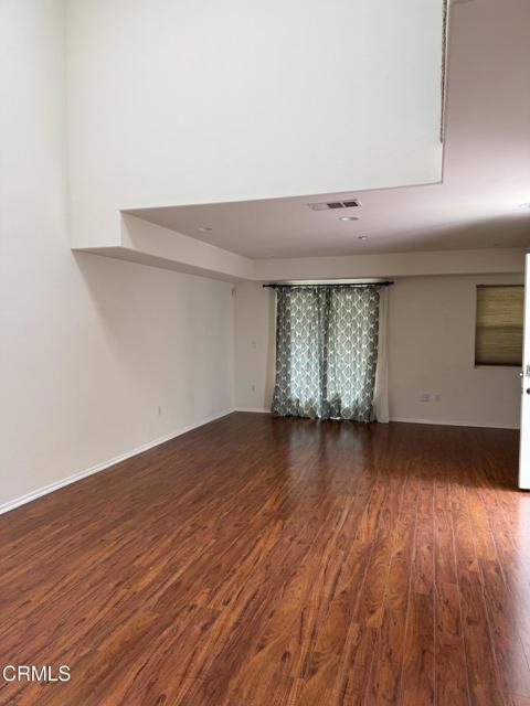 Detail Gallery Image 3 of 9 For 1008 S Marengo Ave #E,  Alhambra,  CA 91803 - 3 Beds | 3 Baths