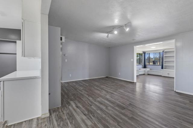 7517 Alaba Avenue, Yucca Valley CA: https://media.crmls.org/mediaz/ea3bb026-c5b0-405b-b4c8-7ec1302fa244.jpg