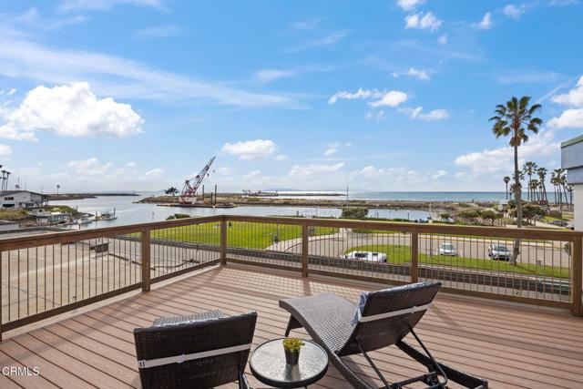 3097 Bayshore Avenue, Ventura CA: https://media.crmls.org/mediaz/ea3c6361-0dfd-49b1-98bd-e6432427a507.jpg