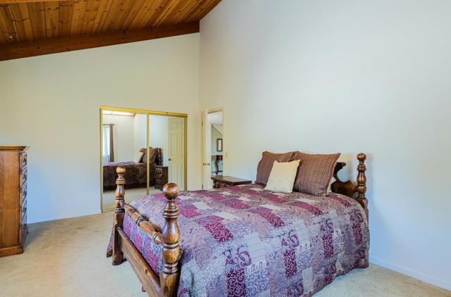 15847 Pleasant Valley Lane, Salinas CA: https://media.crmls.org/mediaz/ea3d2b24-315c-42db-b3bb-2a020d09b2c6.jpg