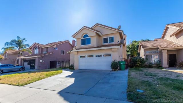 24643 Leafwood Dr, Murrieta CA: https://media.crmls.org/mediaz/ea3d7c9c-60f8-409c-80d3-f54bdd55fb72.jpg