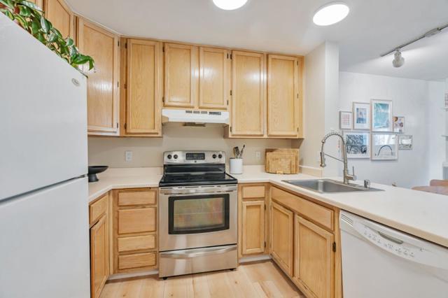 2225 23rd Street, San Francisco CA: https://media.crmls.org/mediaz/ea3dadbc-d372-4563-b227-981883c258dc.jpg