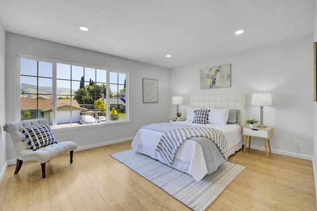 3517 Dahill Court, San Jose CA: https://media.crmls.org/mediaz/ea3f3de8-d893-4e79-aeac-136a634deaff.jpg
