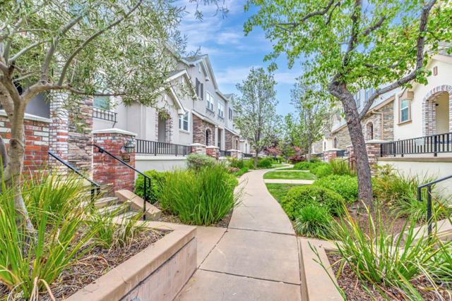 1127 Lund Terrace, Sunnyvale CA: https://media.crmls.org/mediaz/ea4023a6-64bc-40bf-8dde-878c7178b70c.jpg