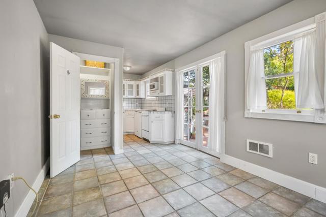3031 Flores Street, San Mateo CA: https://media.crmls.org/mediaz/ea41a802-7a8e-4b72-bcde-4de440be259d.jpg